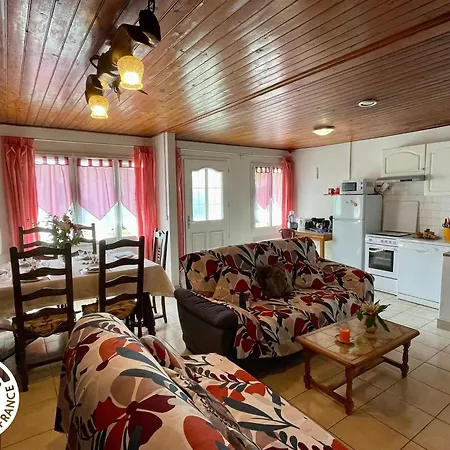 Hébergement de vacances Au Cœur Du Village - 6 Pers. - Fr-1-426-616 *